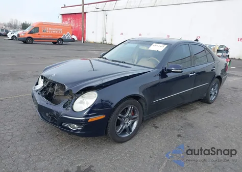 2008 Mercedes-Benz E 350 4Matic z USA, uszkodzony, nr VIN WDBUF87X38B187587